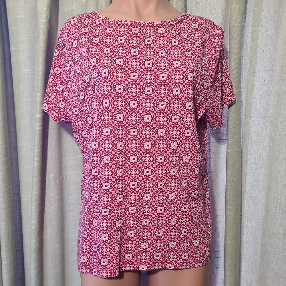 NWOT Croft & Barrow Pink Medallion Short Sleeve Crewneck Tee, Size XL